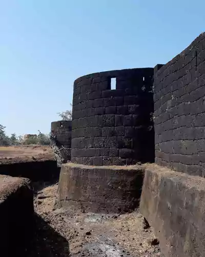 gopalgad-fort-in-guhagar-konkan
